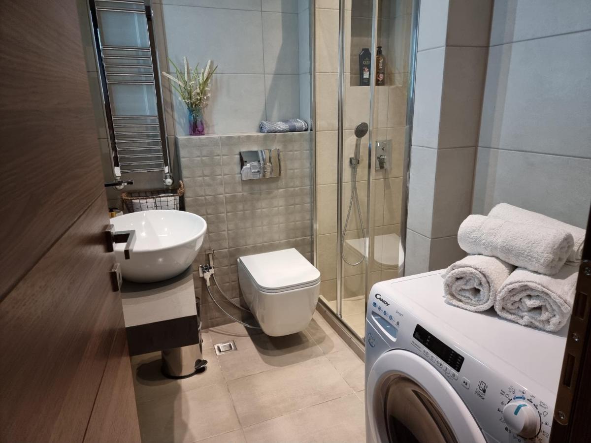 Iris City Center Premium Studio Thessaloniki Exterior photo