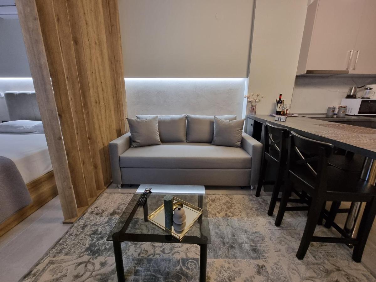 Iris City Center Premium Studio Thessaloniki Exterior photo