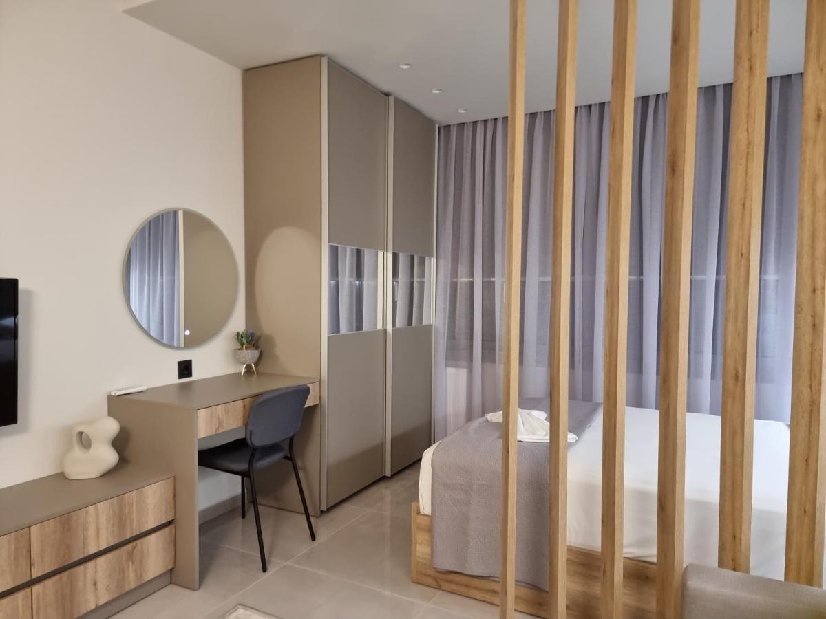 Iris City Center Premium Studio Thessaloniki Exterior photo